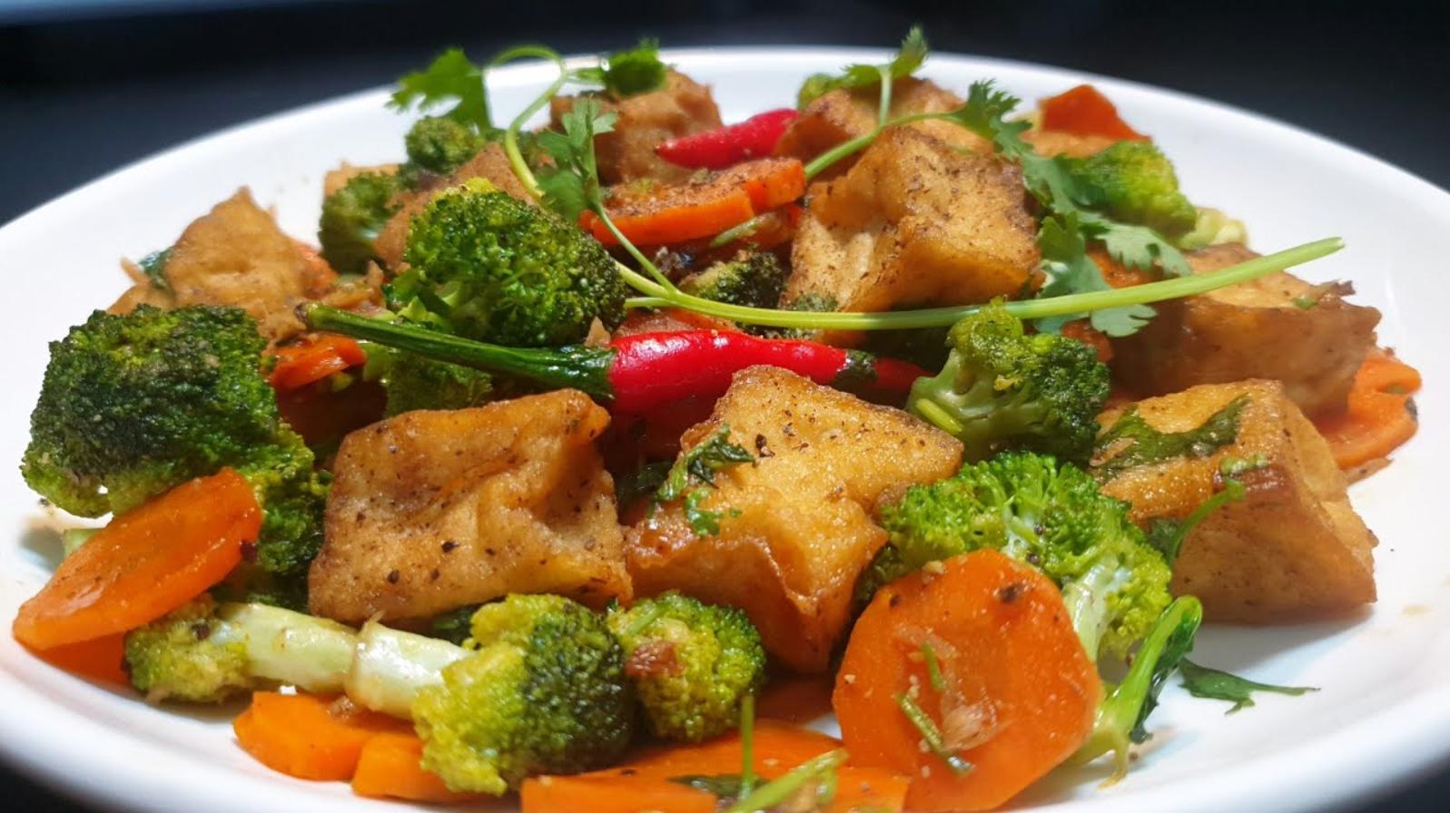 Đậu hũ rau củ xào chay