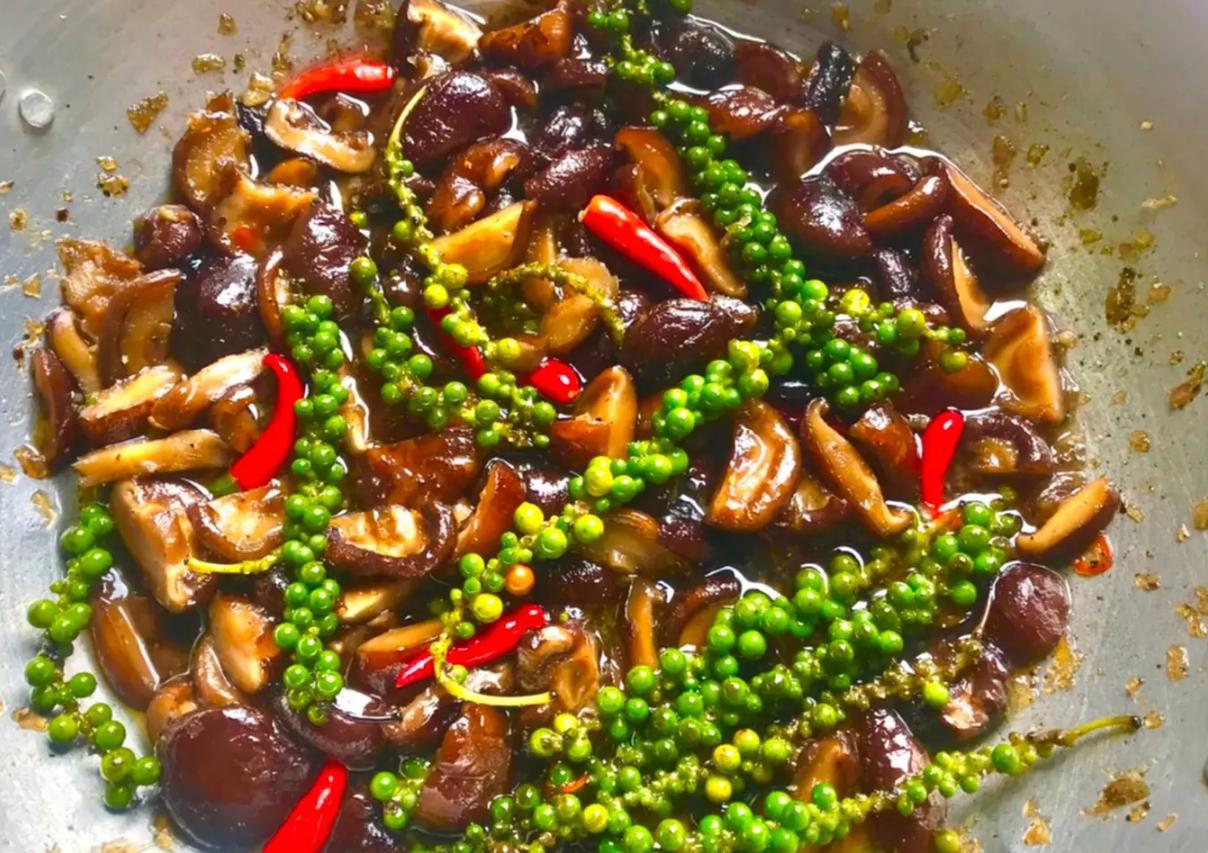 Nấm hương kho tiêu