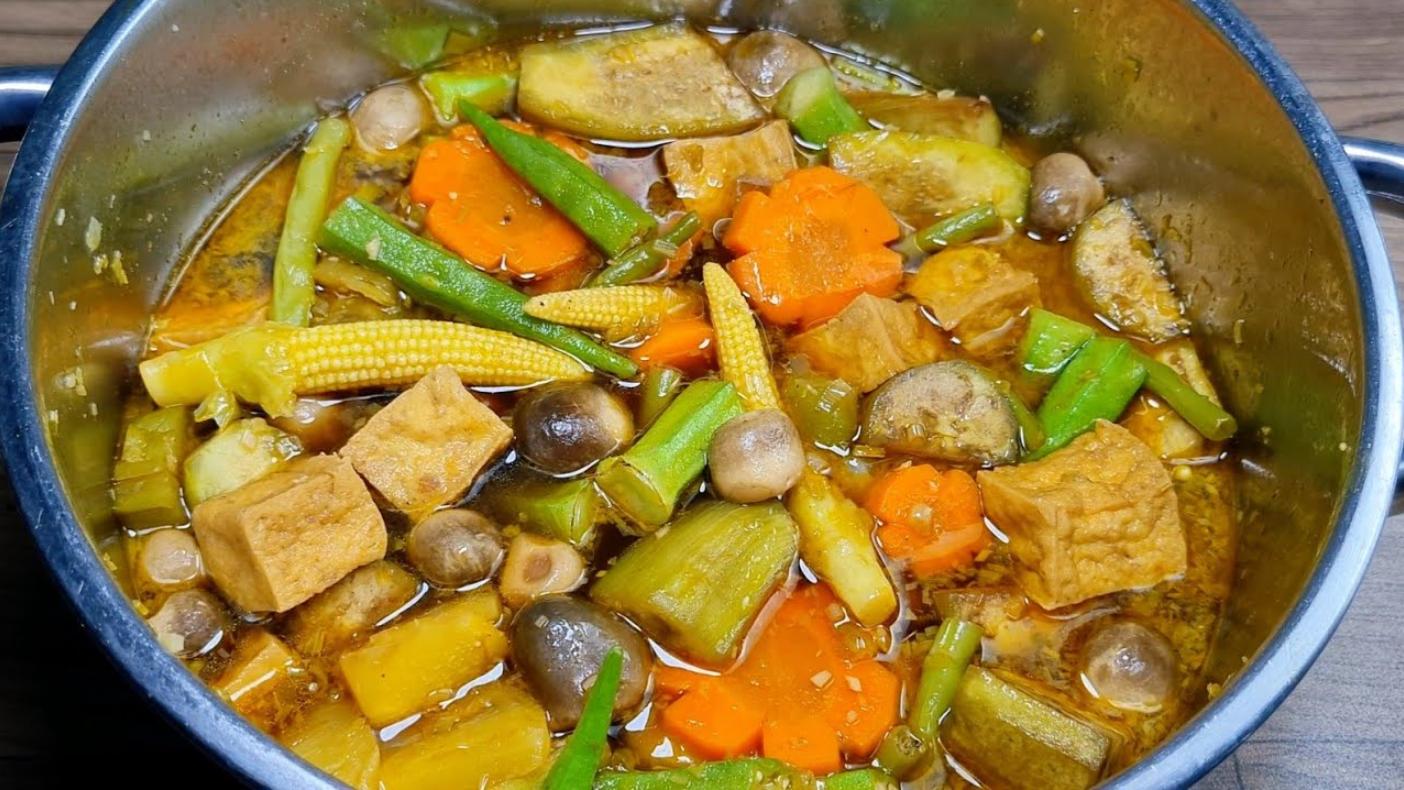 Rau củ thập cẩm kho