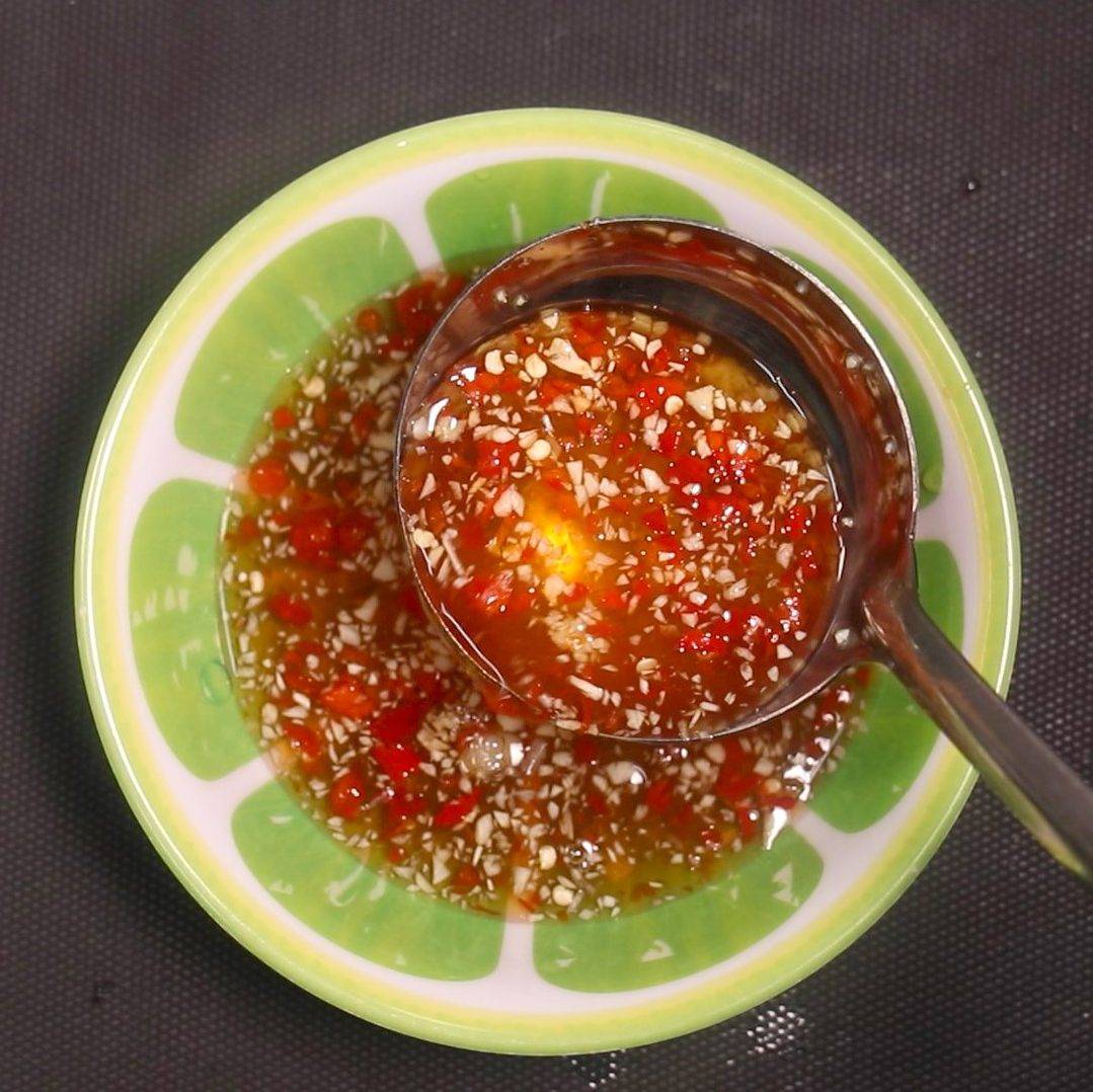 Bí quyết làm nước chấm ăn phở cuốn chay
