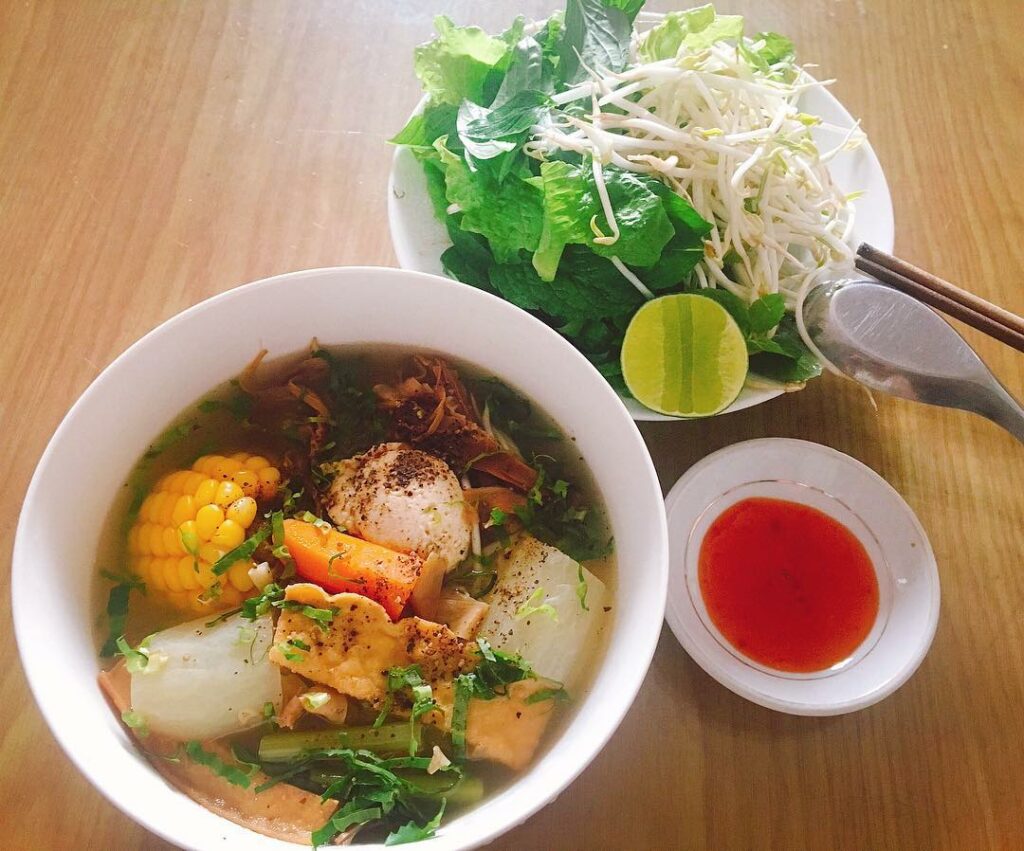 Quán ăn chay Quận 4- Âu Lạc