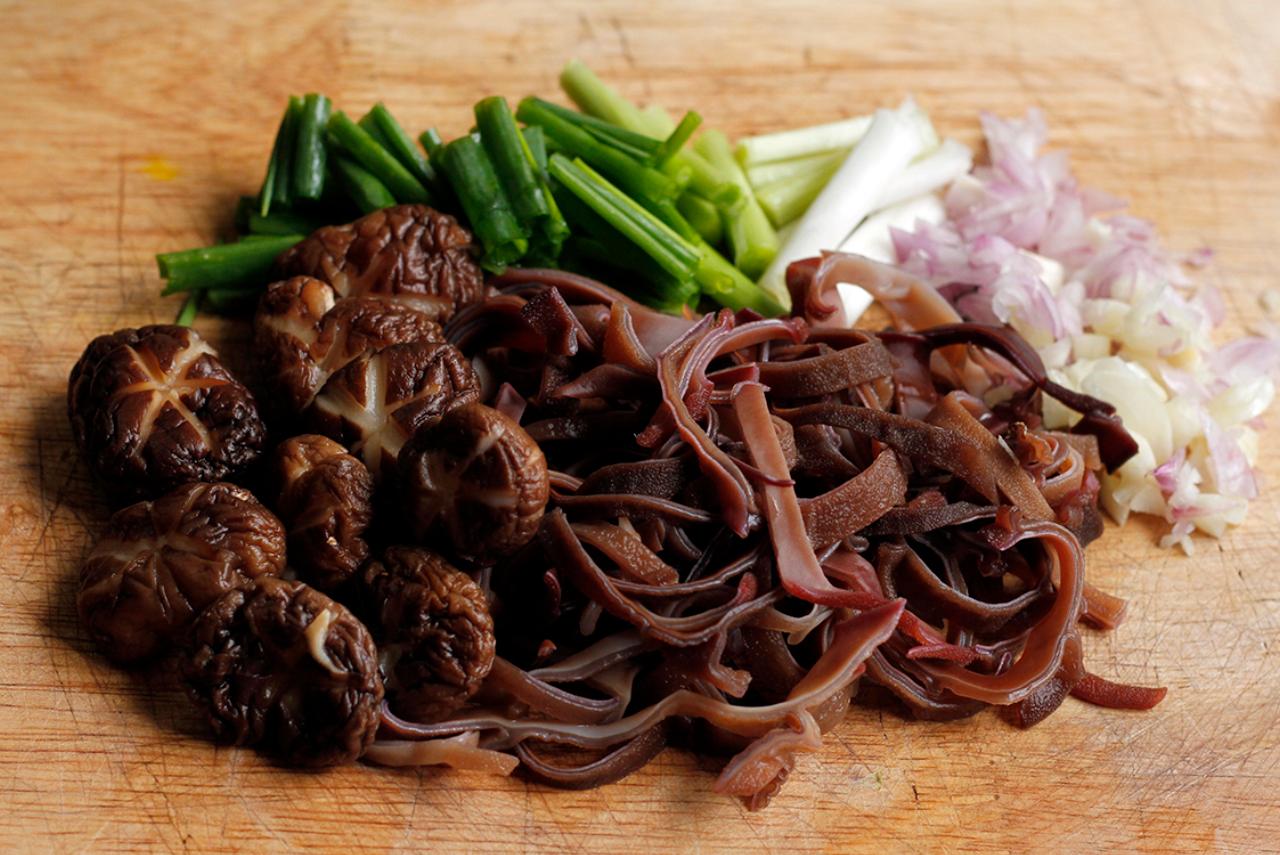 Các bước sơ chế nguyên liệu