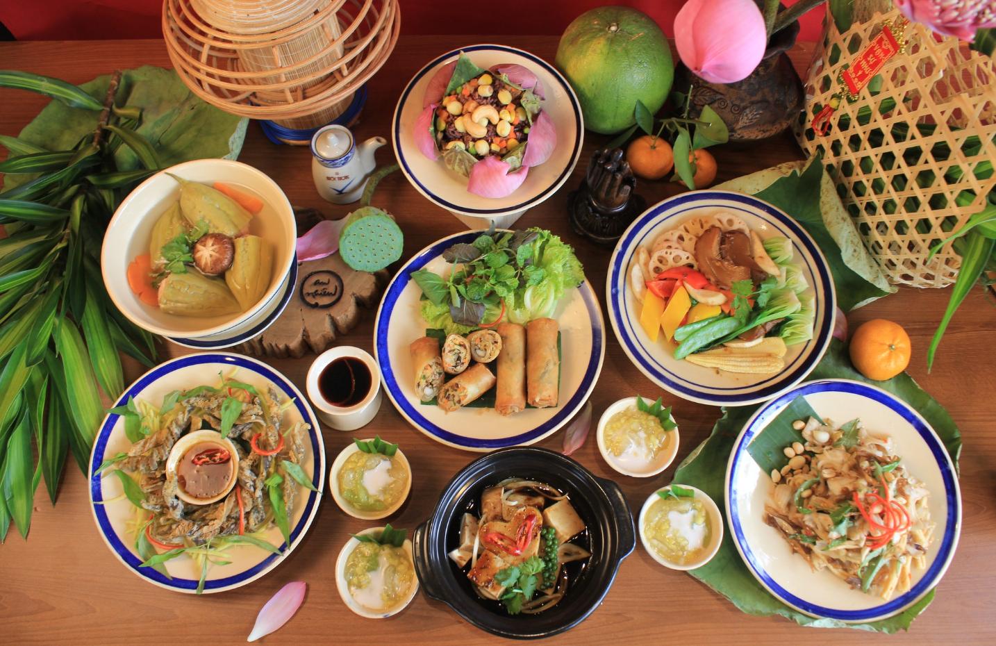 Món ăn đa dạng, trang trí bắt mắt tại Mộc Nhiên Long Khánh
