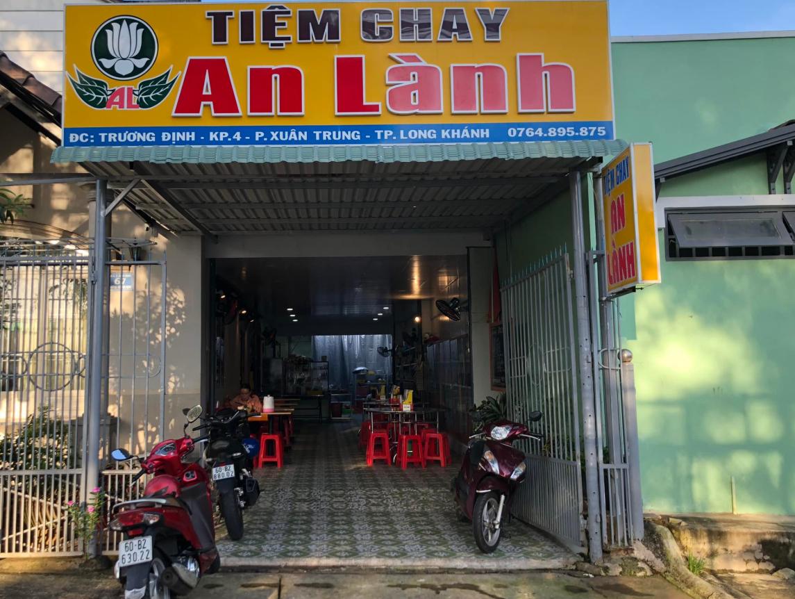 Không gian quán chay An Lành