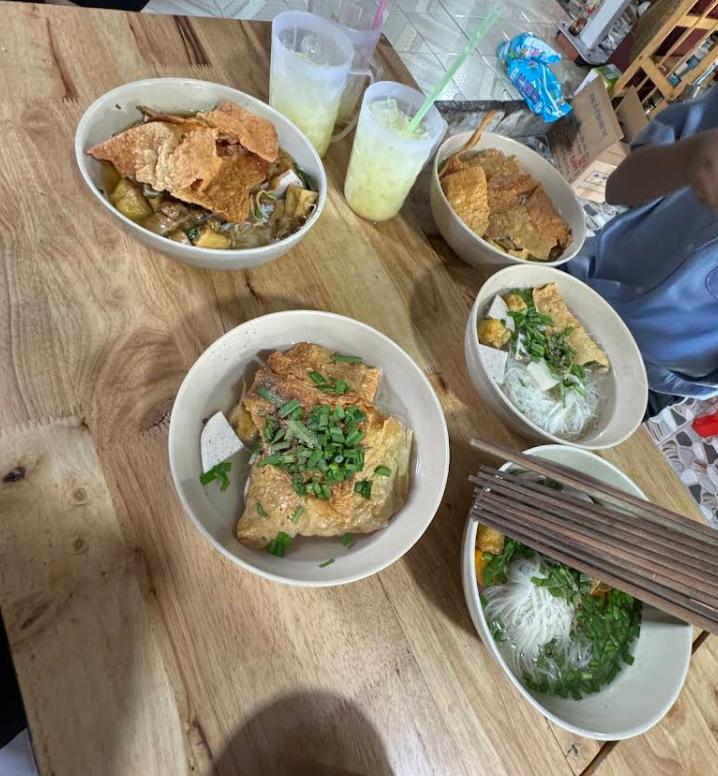 Quán chay Ngân Khánh